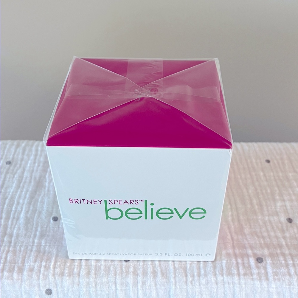 Britney Spears Believe Perfume - Picture 5 of 7